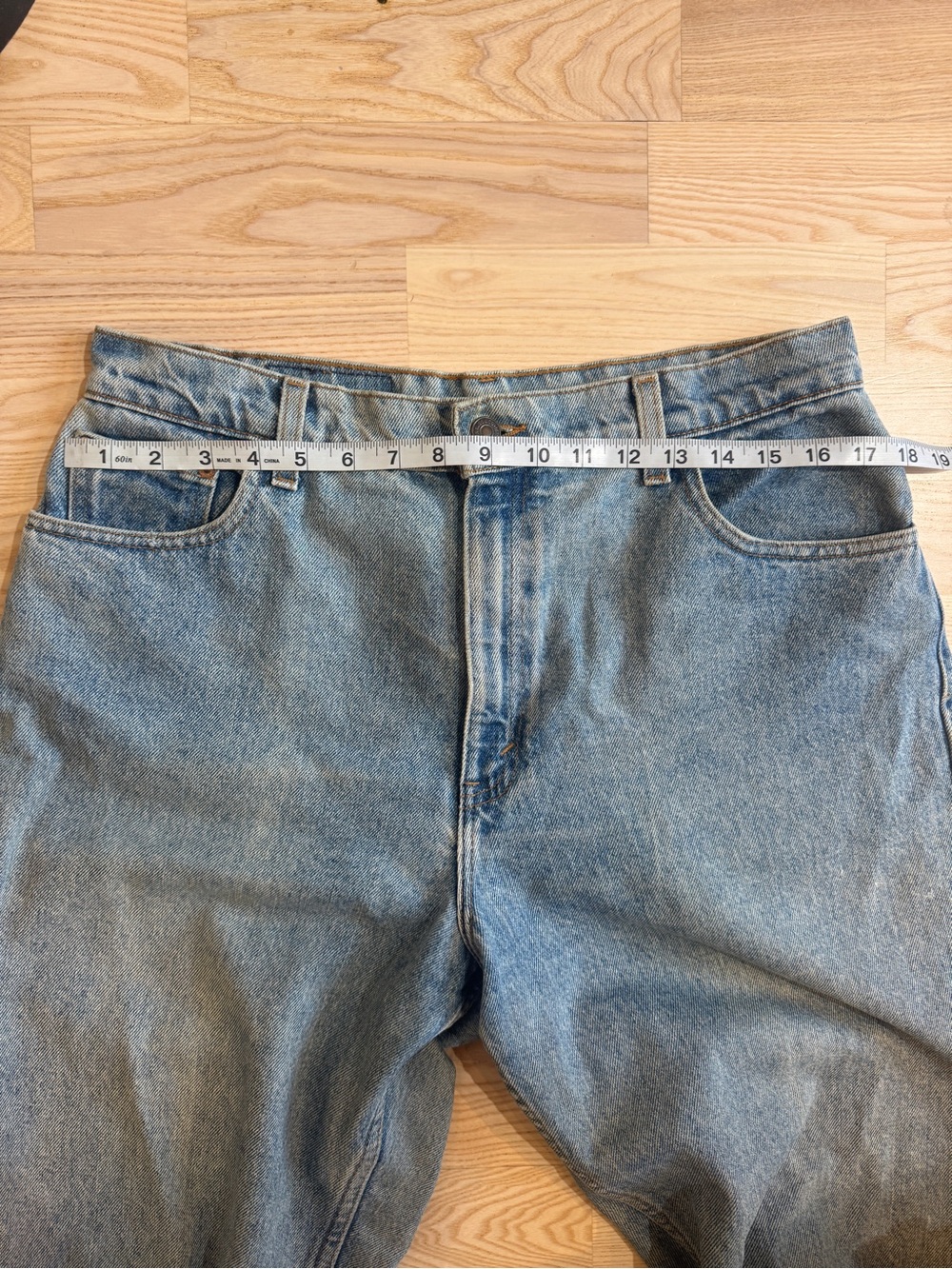 Levi’s 551 jeans